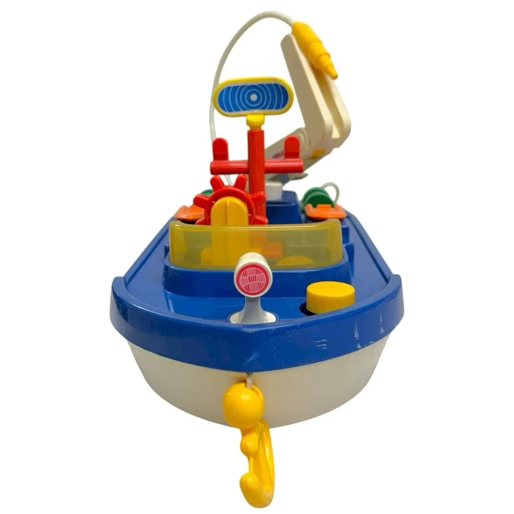 Vintage Playwell Fun Time Toy Boat Rescue Ship Wheels Moving Pieces‎